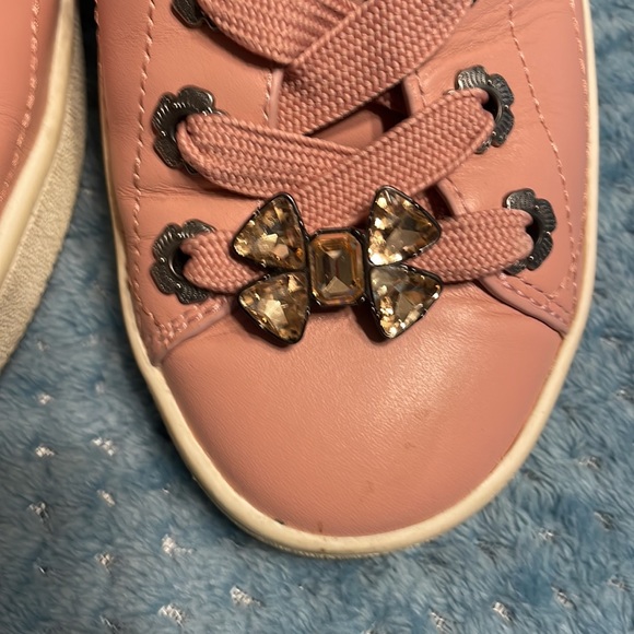 Coach C101 sneakers, Peony pink with Crystal bow and Crystal accents on back. 9 - Picture 2 of 8
